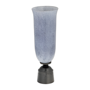 JARRÓN DE VIDRIO DE 20´´ , CON BASE DE METAL, AZUL